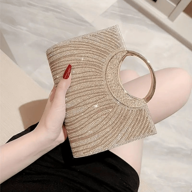 Pochette Glamour Dorée - Élégance pour Vos Soirées